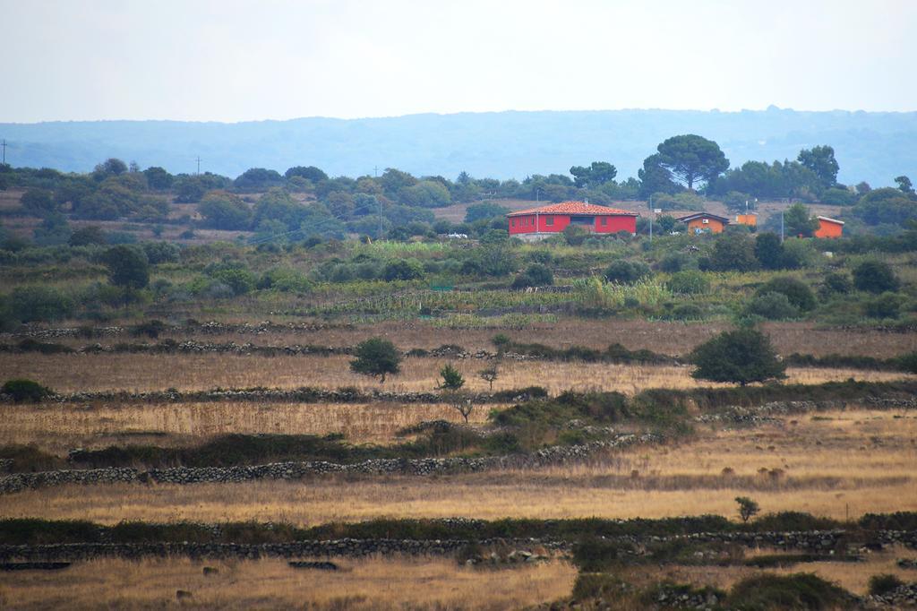 הוילה Sagama Agriturismo Su Nuratolu מראה חיצוני תמונה